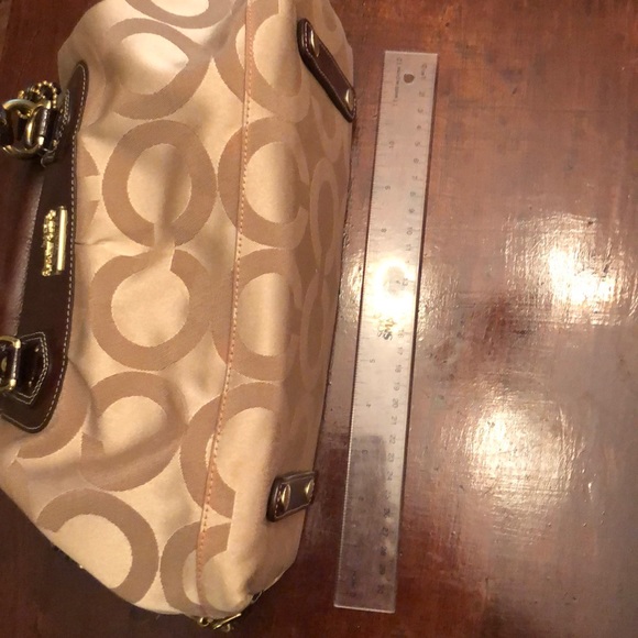 Coach Handbag - Picture 13 of 16